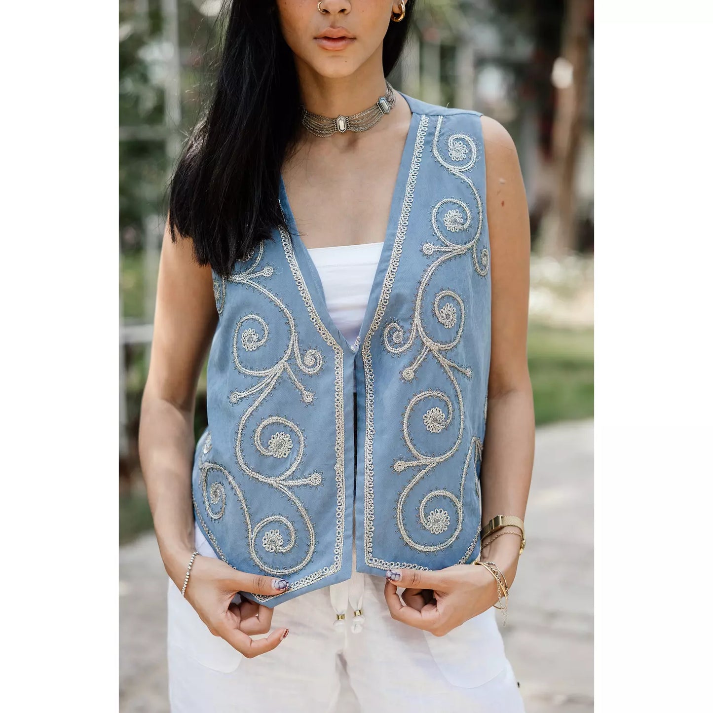 Embroidery vest