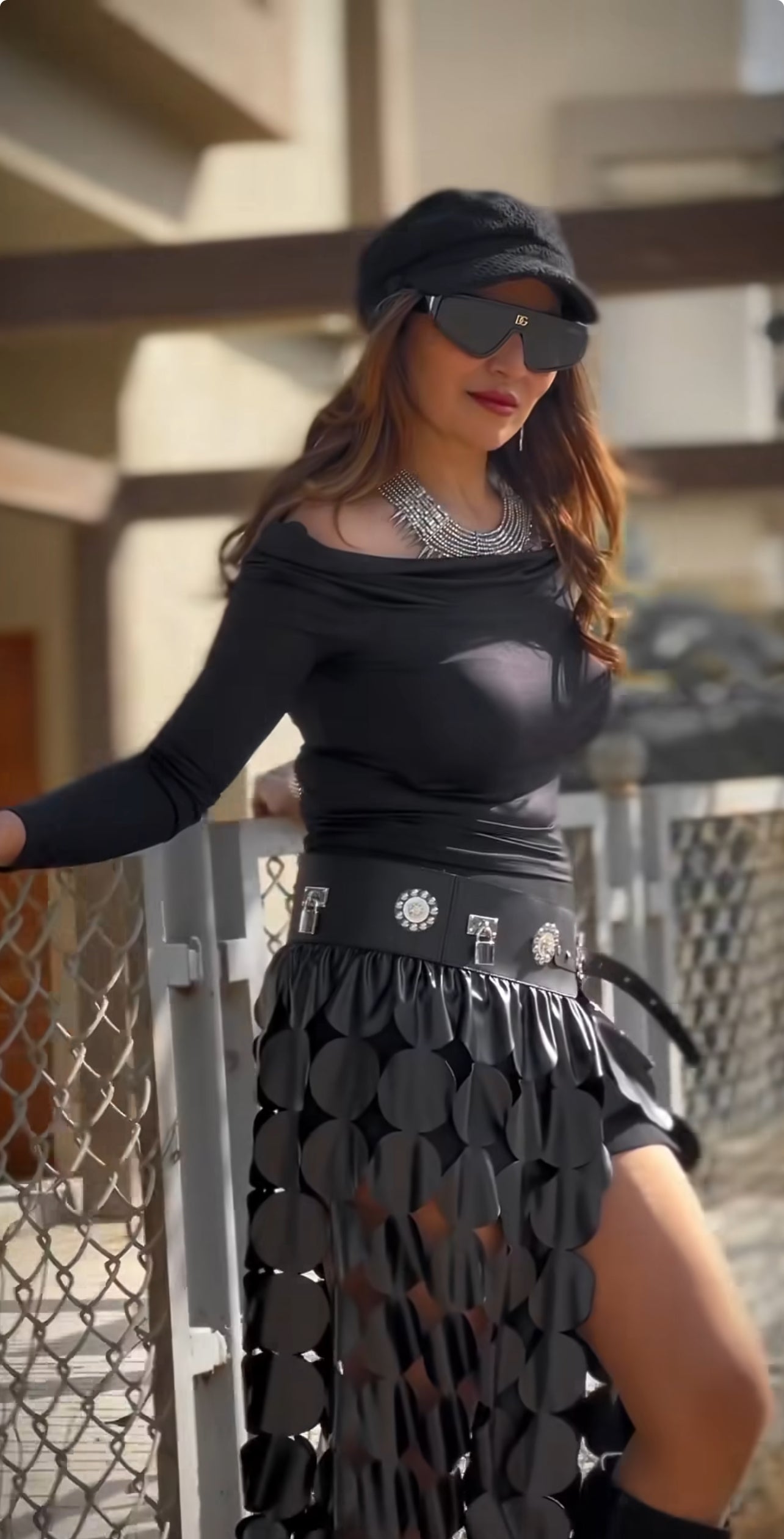 Belt leather skirt