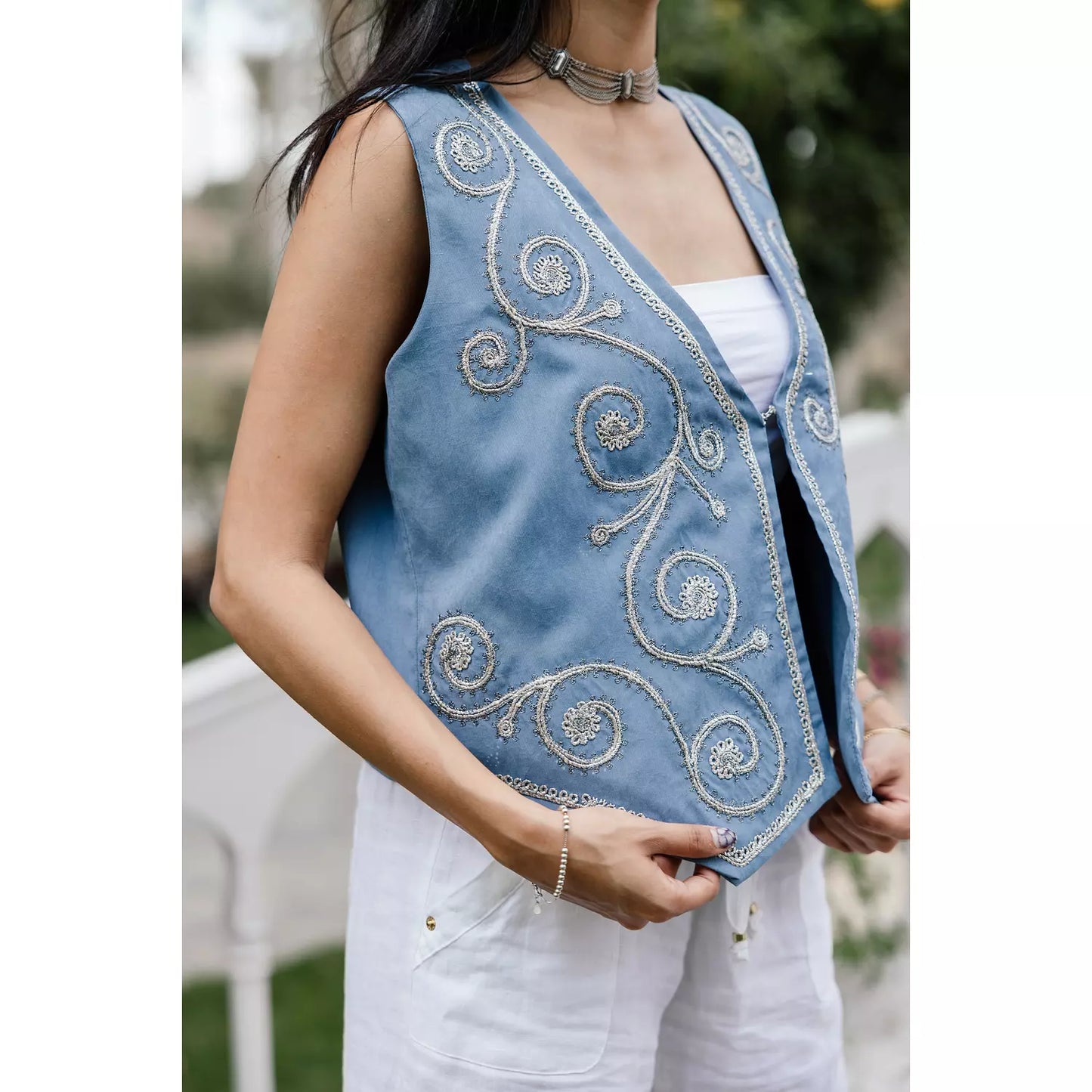 Embroidery vest