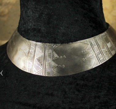 Brass choker